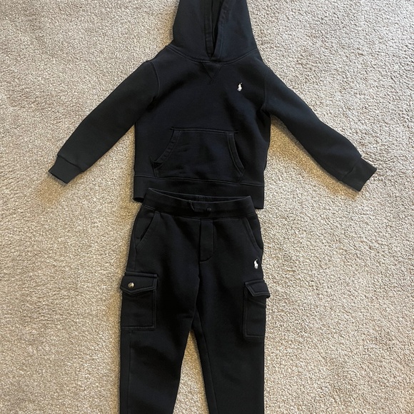 Kids Polo Set Size 5 - Picture 2 of 8